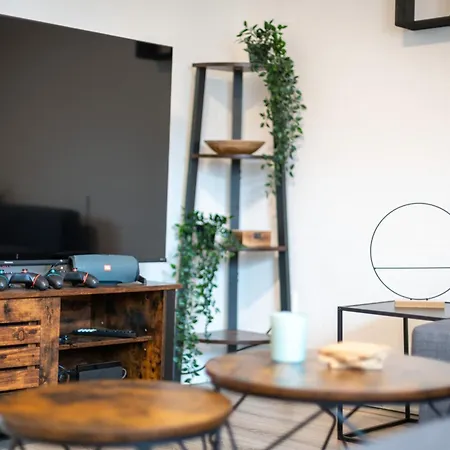 דירה Easystay 10p Switch Tv 2xapartments